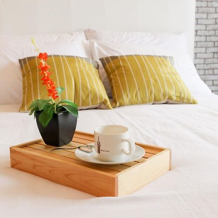 Light And Chic - Tagaytay Vacation Pad Leilighet Tagaytay City Eksteriør bilde